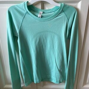 Lululemon Athletica Aqua Long Sleeve Top